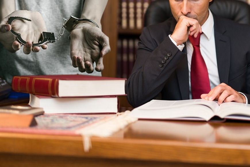 7 Factors To Consider Before Hiring a Criminal Lawyer - Foreign Policy